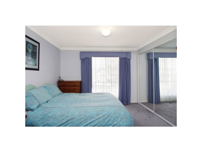 6 O’Dwyer Court, Lovely Banks VIC 3221