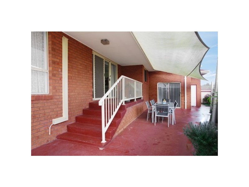 6 O’Dwyer Court, Lovely Banks VIC 3221