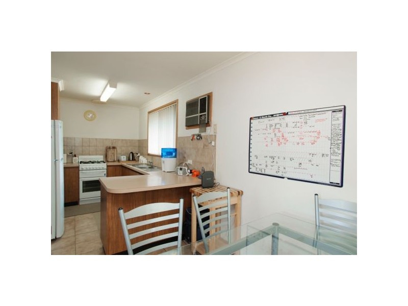 11 Wolsey Court, Corio VIC 3214