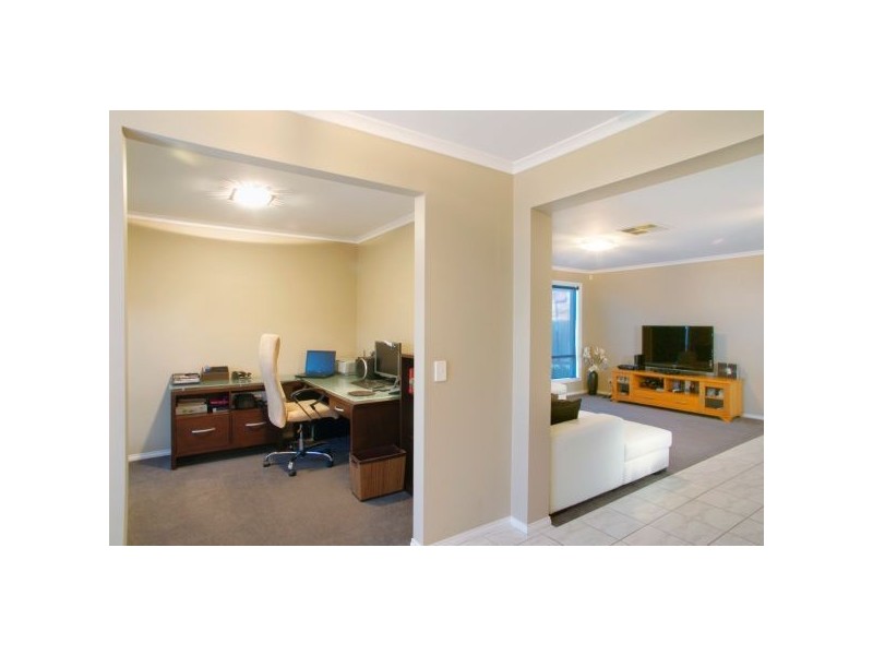 9 Viola Close, Bell Park VIC 3215