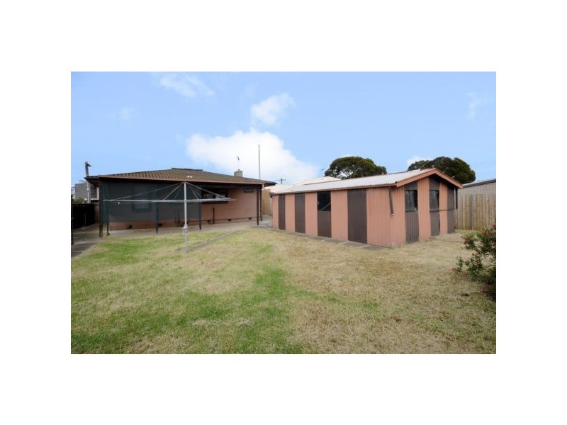 31 Wisteria Grove, Norlane VIC 3214