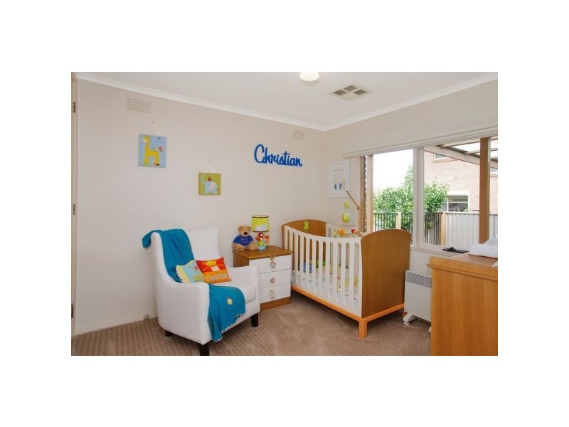 10 Wilks Street, Hamlyn Heights VIC 3215