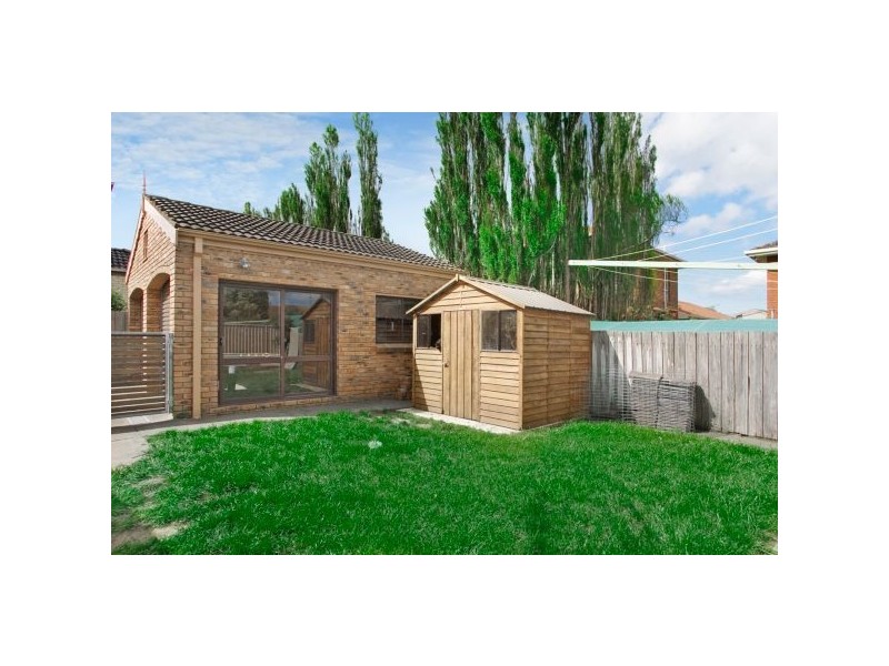 10 Wilks Street, Hamlyn Heights VIC 3215