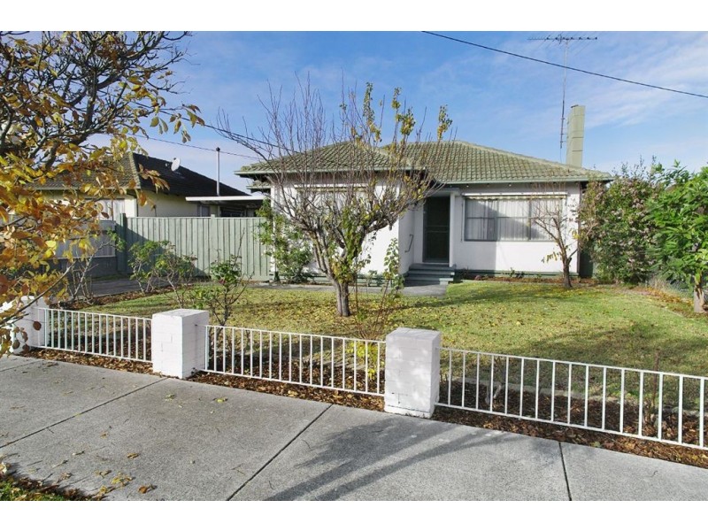 9 Granault Parade, Corio VIC 3214