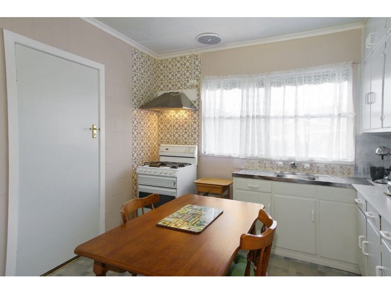 9 Granault Parade, Corio VIC 3214