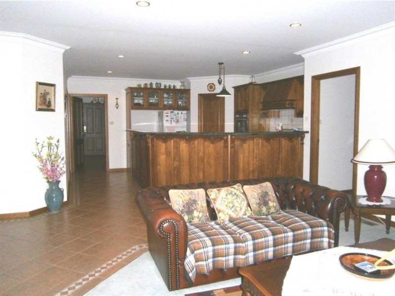 3 Leila Crescent, Bell Post Hill VIC 3215