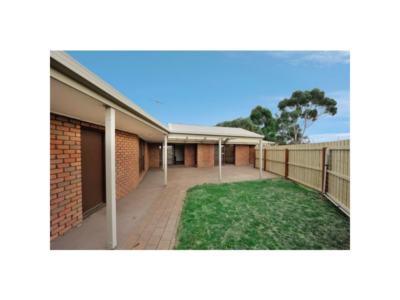 5 Haven Court, Norlane VIC 3214
