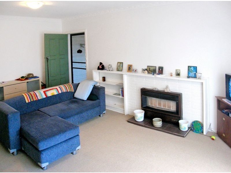 10 Rodbrough Crescent, Corio VIC 3214