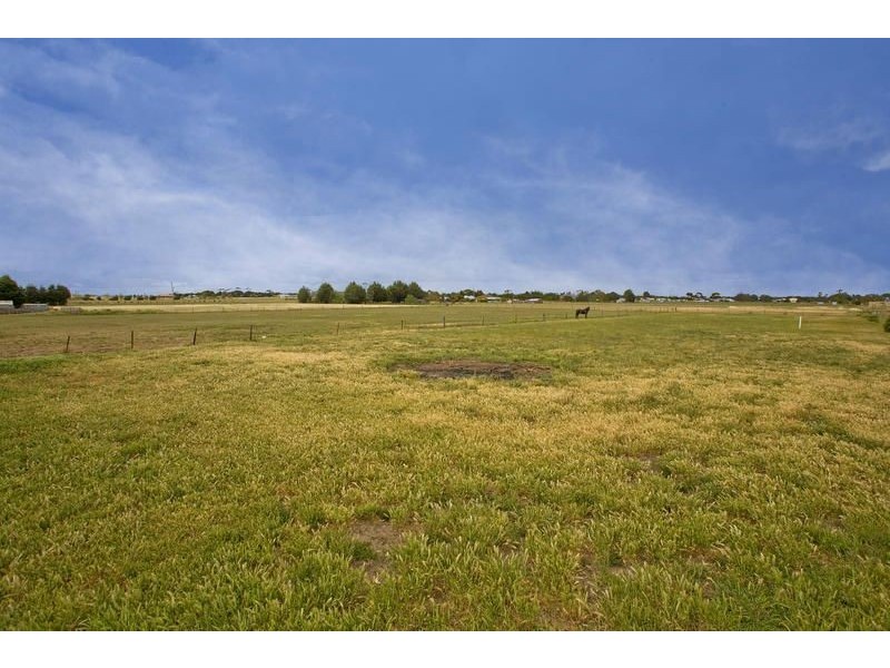 375 Heales Road, Lara VIC 3212