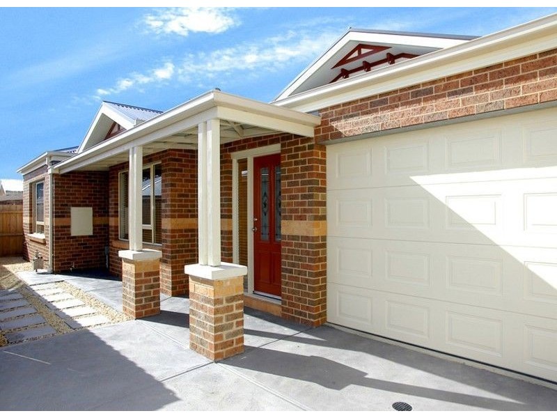 2/21 Alicia Street, Bell Park VIC 3215