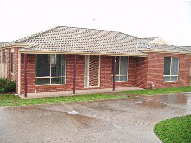 2/12-14 Karlovac Court, Bell Park VIC 3215