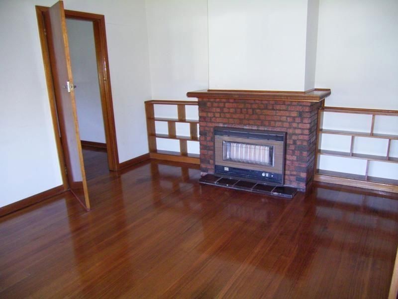 4 Vista Road, Newtown VIC 3220