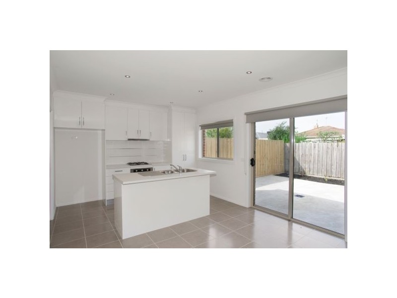 2/62 Olympic Avenue, Norlane VIC 3214