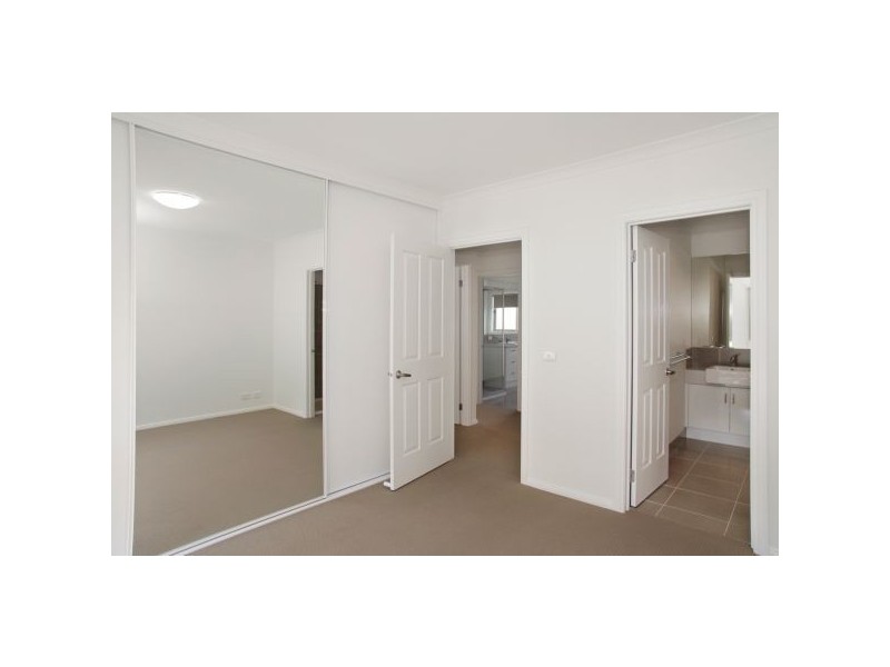 2/62 Olympic Avenue, Norlane VIC 3214