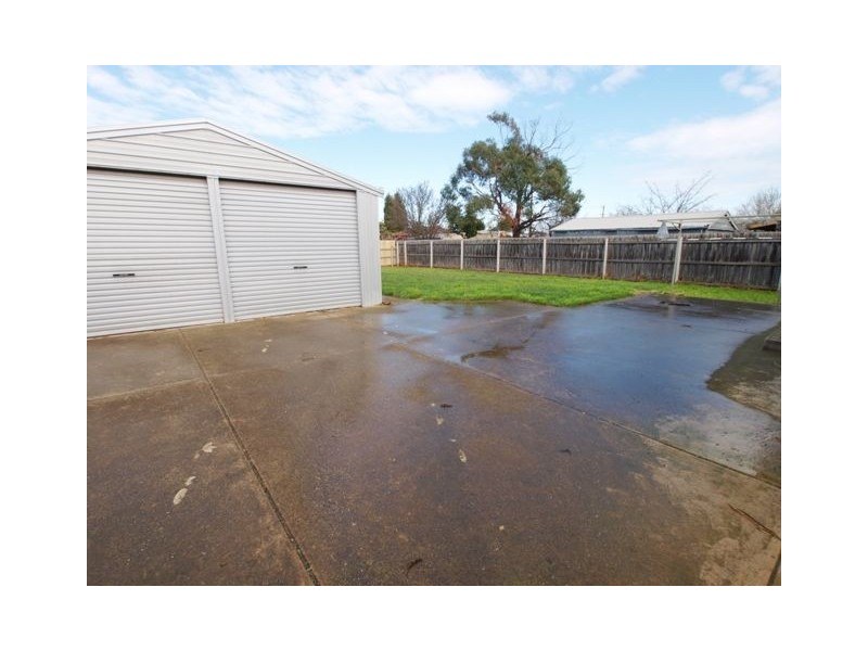 5 Yooringa Avenue, Norlane VIC 3214