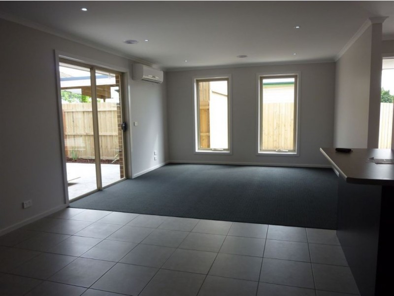 2/15 Banfield Street, Bell Park VIC 3215