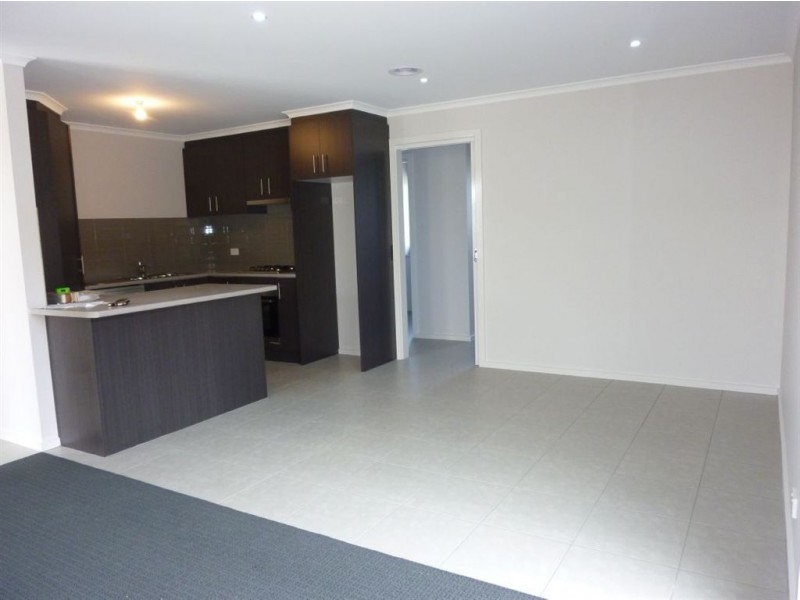 2/15 Banfield Street, Bell Park VIC 3215