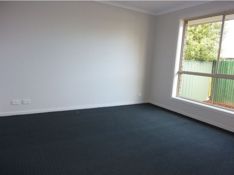 2/15 Banfield Street, Bell Park VIC 3215