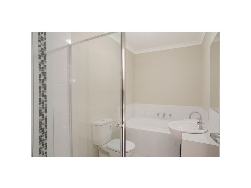 3/10 Raymond George Place, Lara VIC 3212