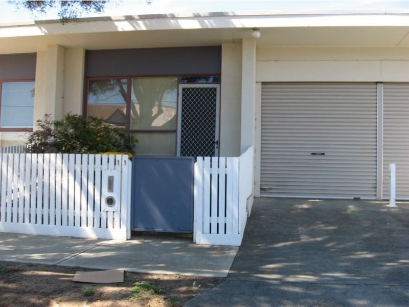 11 Coxon Parade, North Geelong VIC 3215