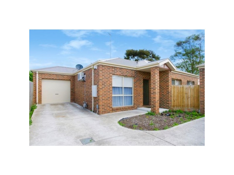 2/179 Separation Street, Bell Park VIC 3215