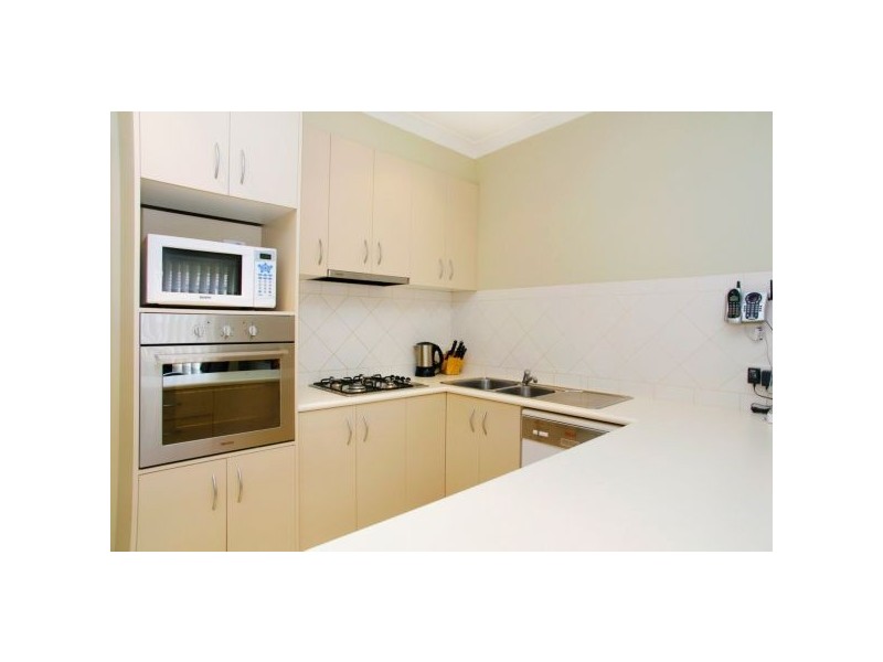 2/179 Separation Street, Bell Park VIC 3215