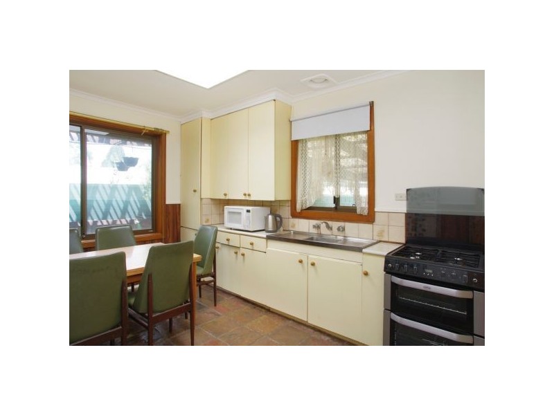 1 Snowy Court, Corio VIC 3214