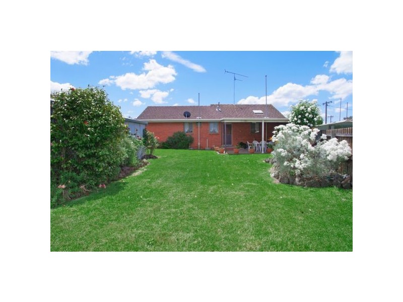 1 Snowy Court, Corio VIC 3214
