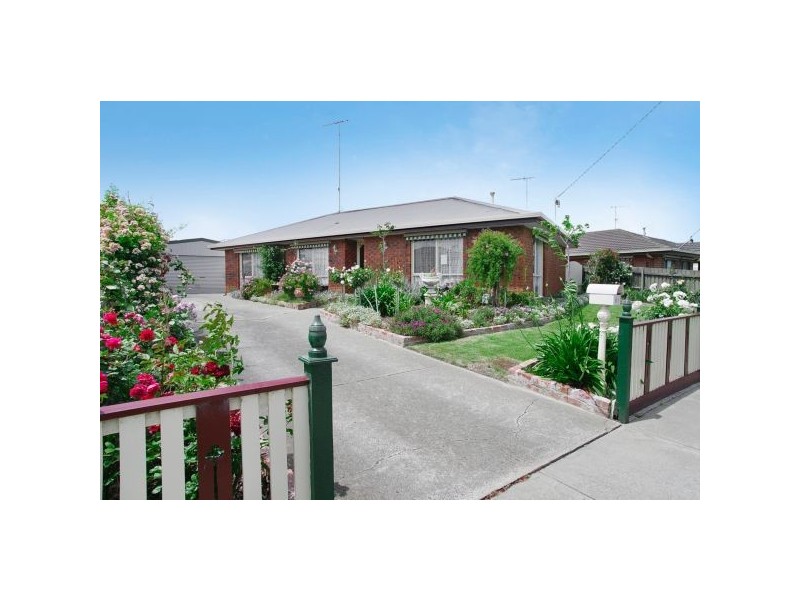 61 Govett Crescent, St Albans Park VIC 3219