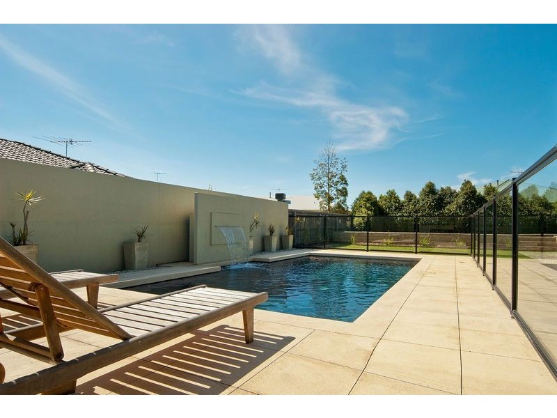 12 Taras Court, St Albans Park VIC 3219