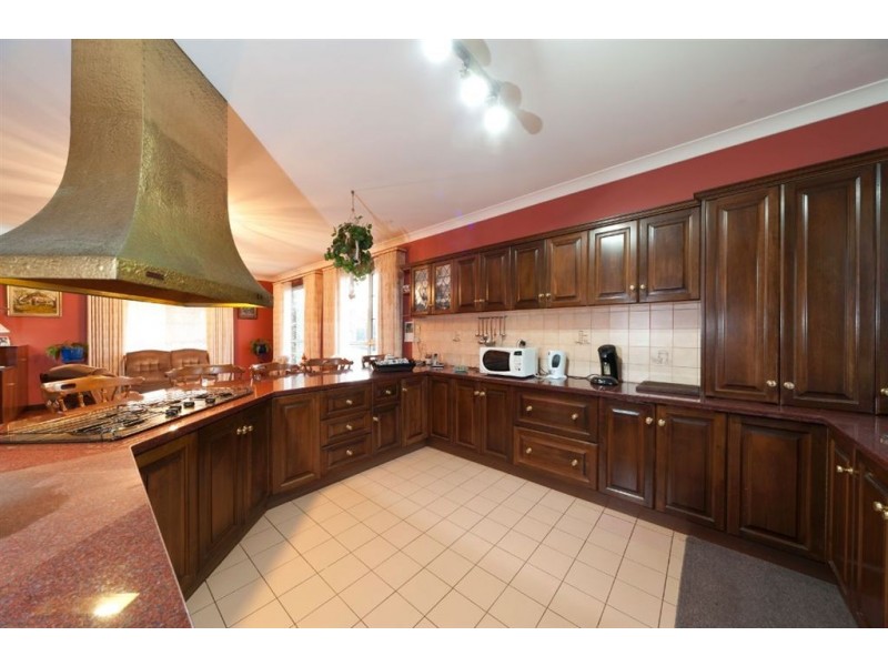 50 Leila Crescent, Bell Post Hill VIC 3215