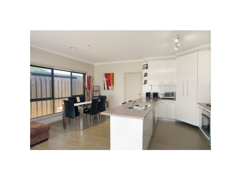 18 Holdsworth Court, Norlane VIC 3214