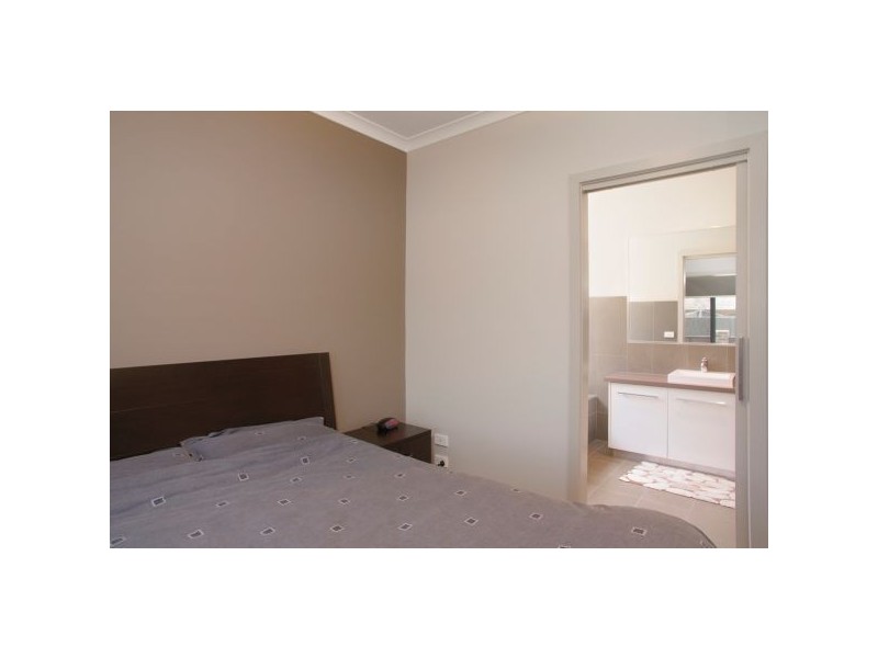 18 Holdsworth Court, Norlane VIC 3214