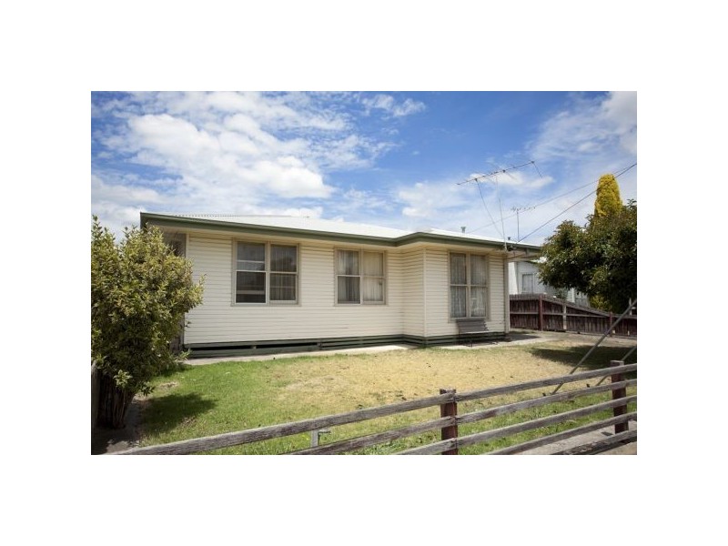 5 Kookaburra Court, Norlane VIC 3214