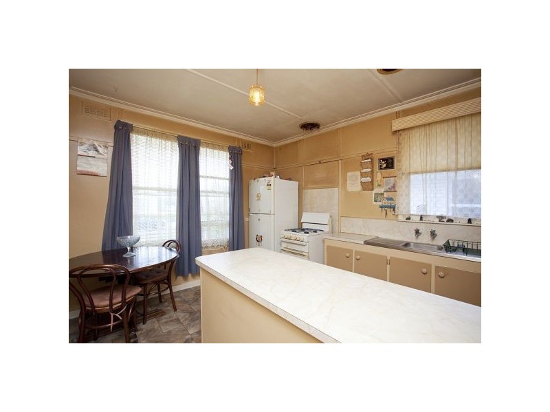 5 Kookaburra Court, Norlane VIC 3214