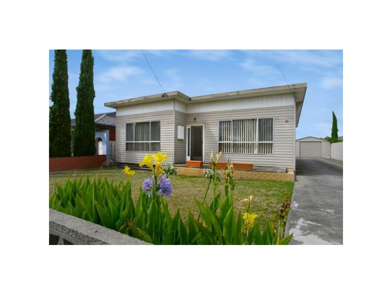 11 Bruce Street, Bell Park VIC 3215
