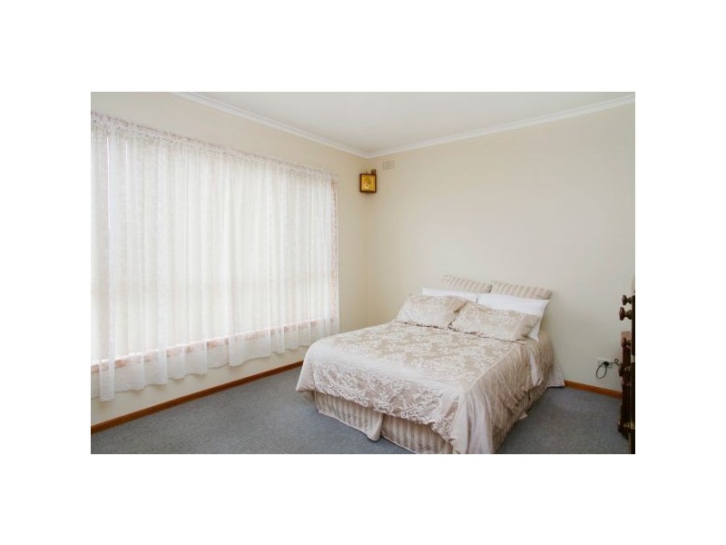 11 Bruce Street, Bell Park VIC 3215