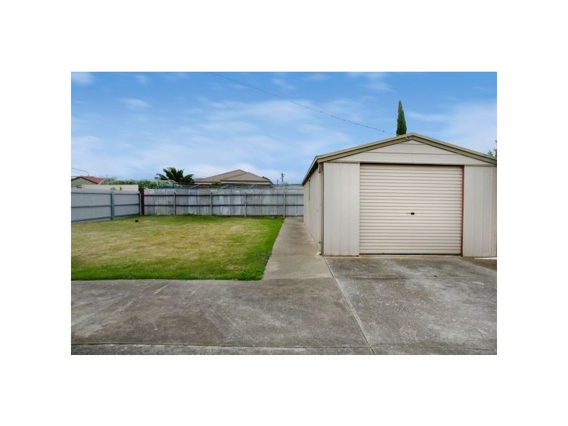 11 Bruce Street, Bell Park VIC 3215