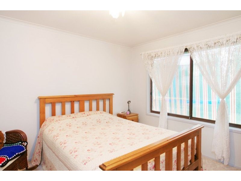 4 Karlovac Court, Bell Park VIC 3215