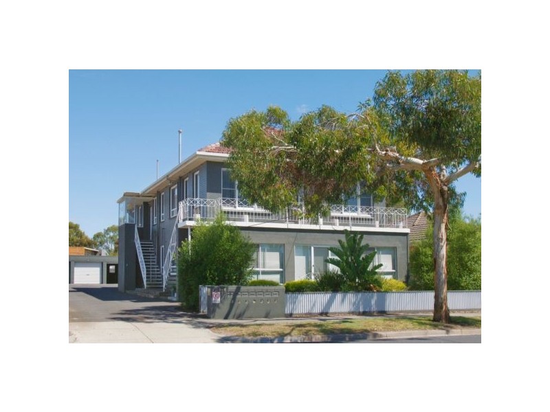 2/151 Thompson Road, Bell Park VIC 3215