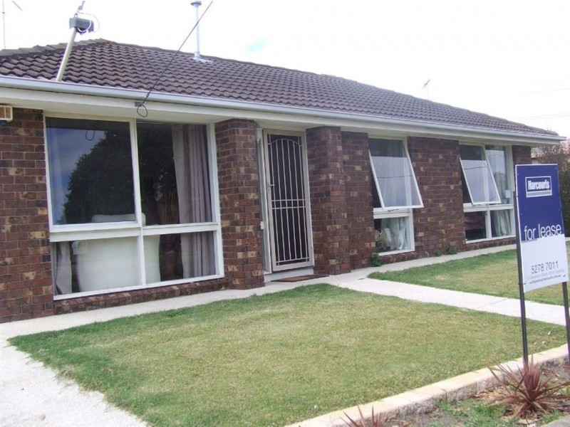 4 Vostok Court, Whittington VIC 3219