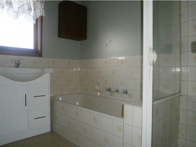 11 Clunies Court, Corio VIC 3214