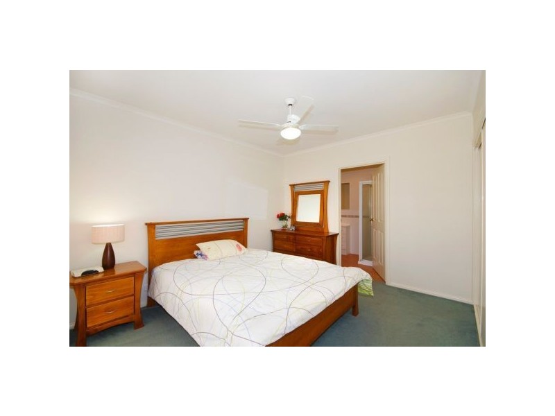 11 Shannahan Drive, Norlane VIC 3214