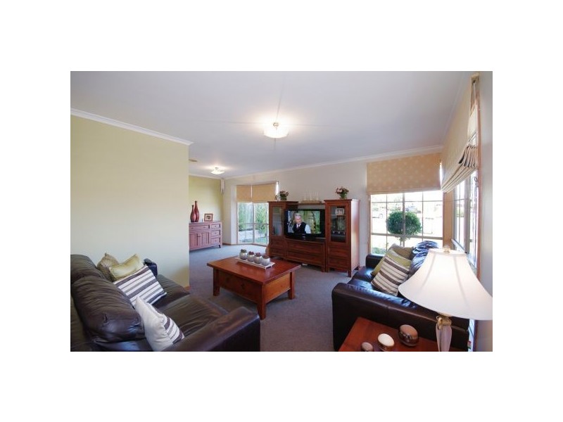 15 Kambalda Court, Leopold VIC 3224