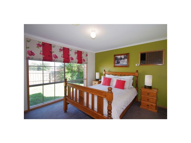 15 Kambalda Court, Leopold VIC 3224