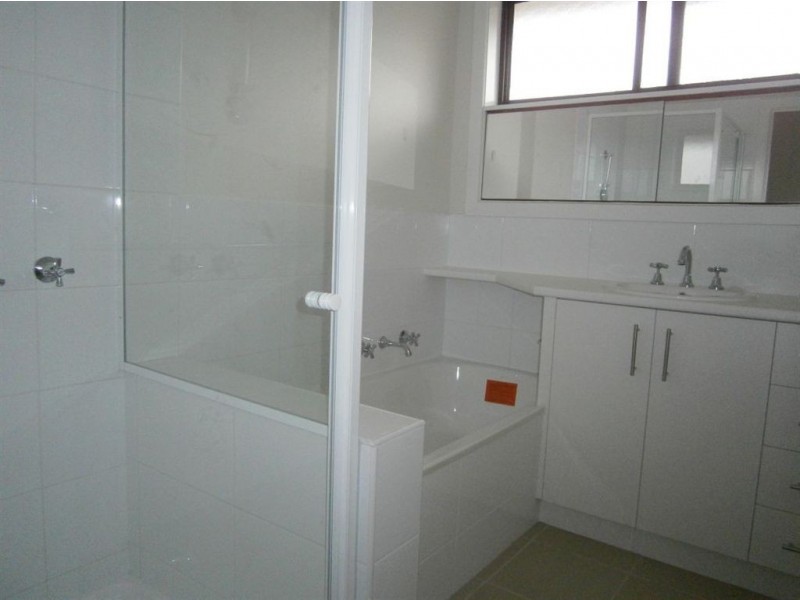 2/26 Buffalo Avenue, Corio VIC 3214