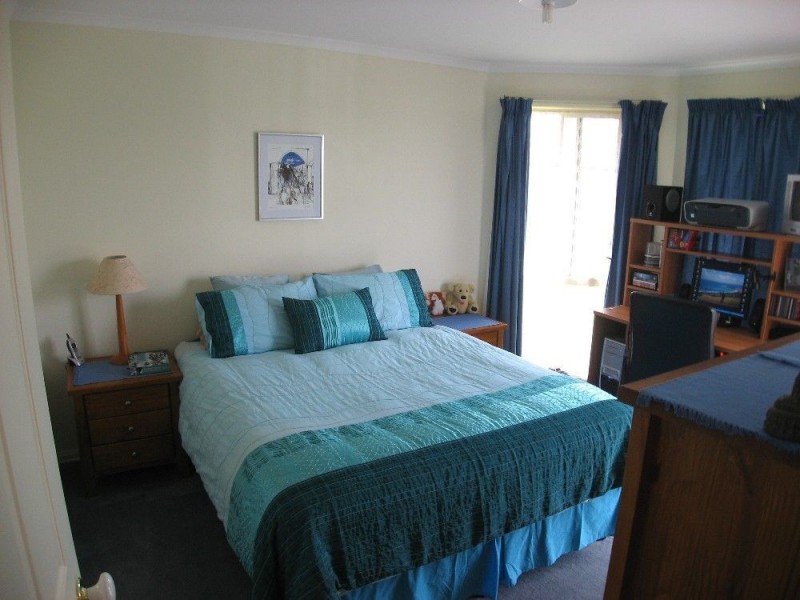 30 Malinda Crescent, Bell Park VIC 3215