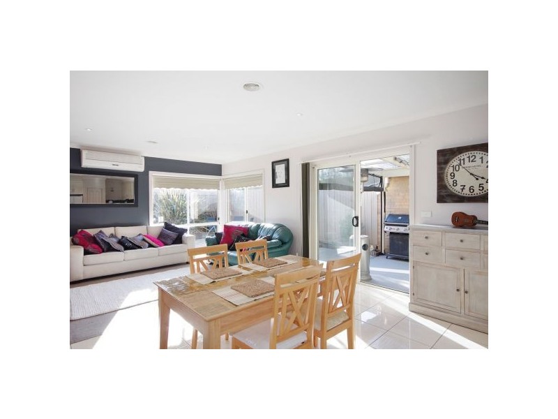 1 Stella Court, Bell Park VIC 3215