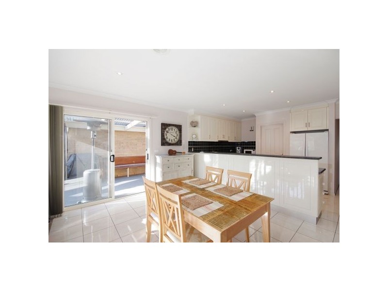 1 Stella Court, Bell Park VIC 3215