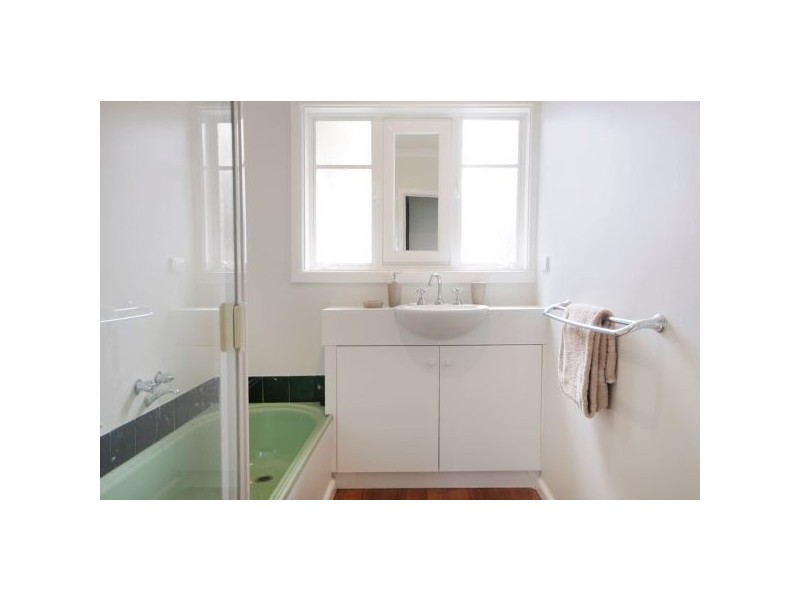 23 Walsgott Street, North Geelong VIC 3215